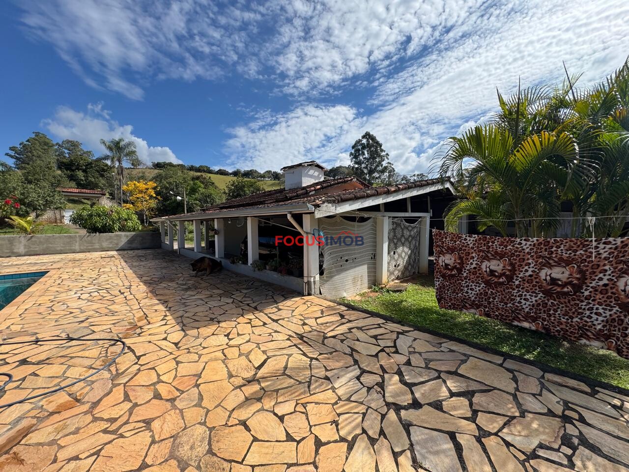 🌿 Chácara Completa em Monte Sião/MG – 1.500 m² com Piscina, Campo e Área de Lazer | R$ 550.000