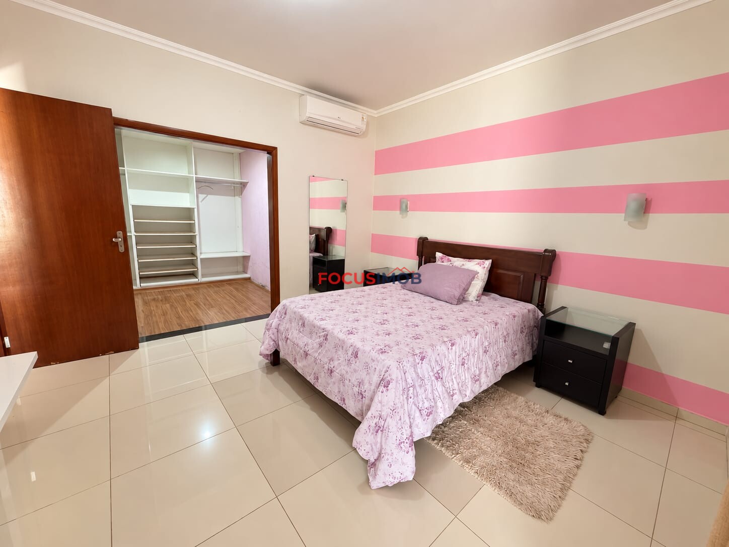 Casa para Locação no Condomínio Aroeiras – 3 Quartos | R$ 1.900,00