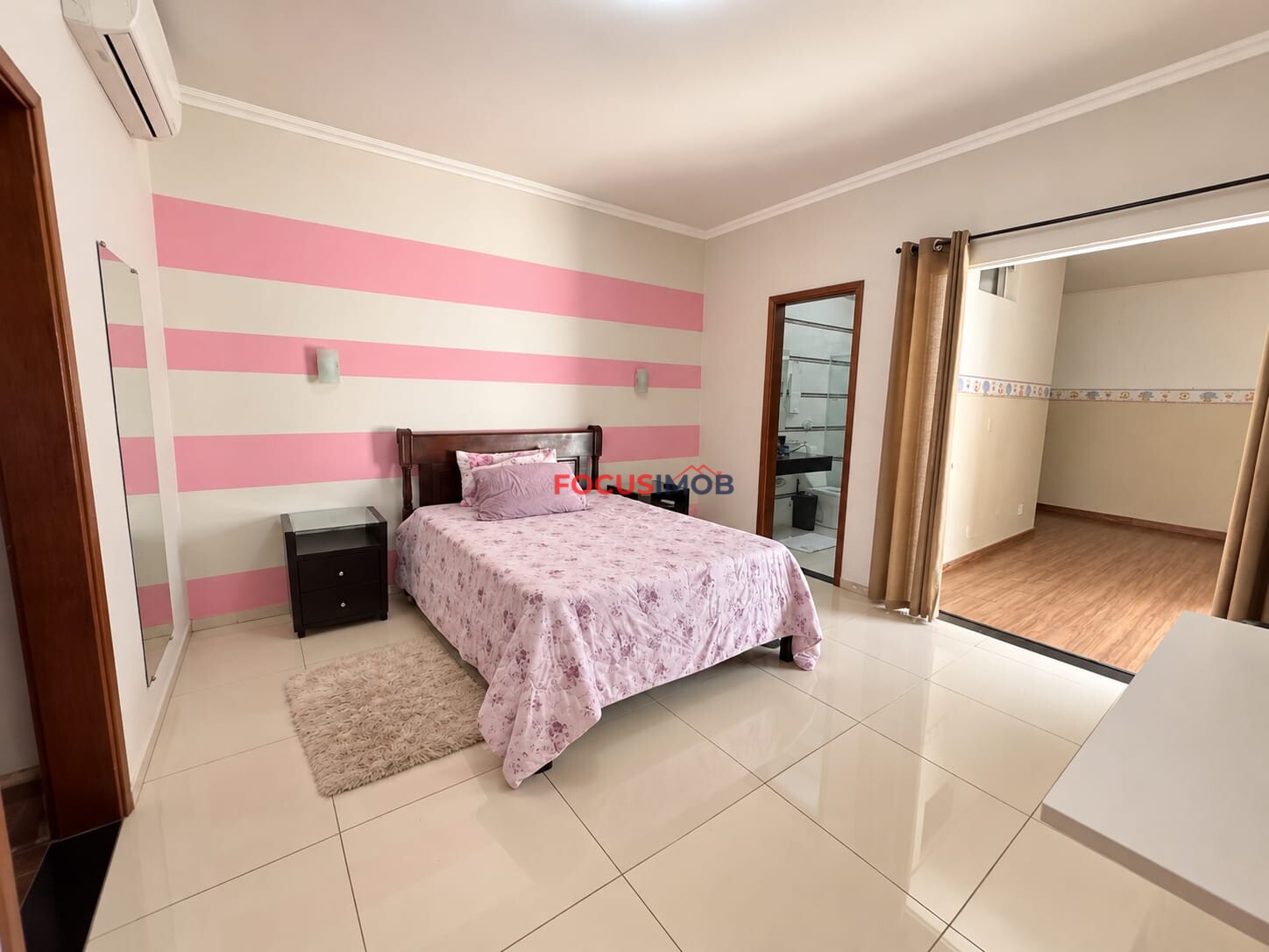 Casa para Locação no Condomínio Aroeiras – 3 Quartos | R$ 1.900,00