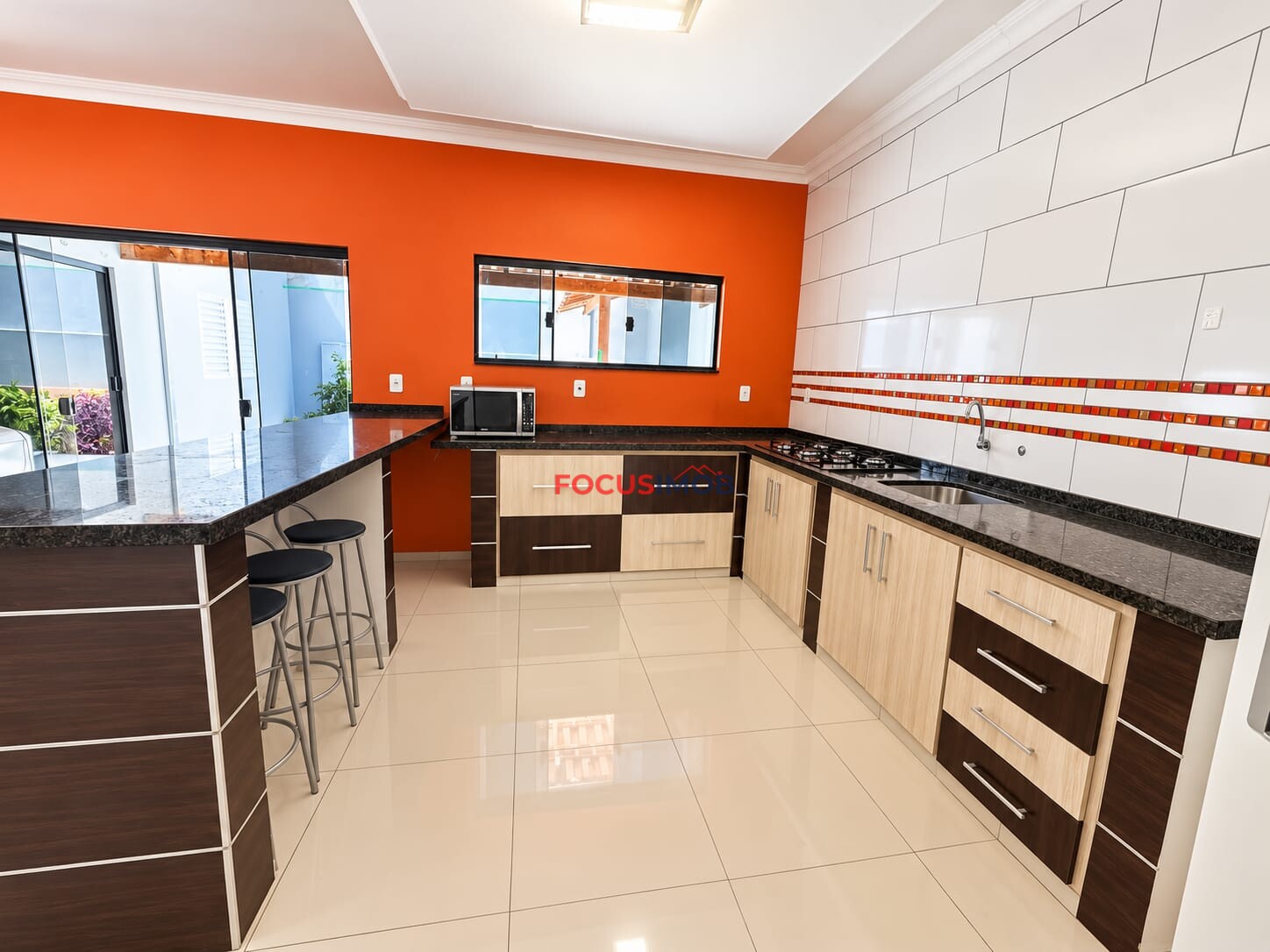 Casa para Locação no Condomínio Aroeiras – 3 Quartos | R$ 1.900,00